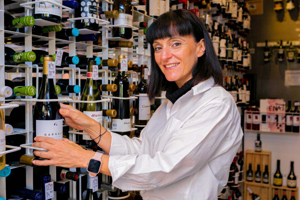 010_LA CAJA DE VINOS._DR5B5233_ MERC.DIEGO DE LEON_copy_