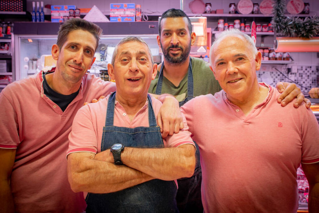 017_POLLERIA CHARCUTERIA SAMUEL._DR5B5532_ MERC.DIEGO DE LEON_copy_